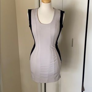 Diane Von Furstenberg mini dress size 2